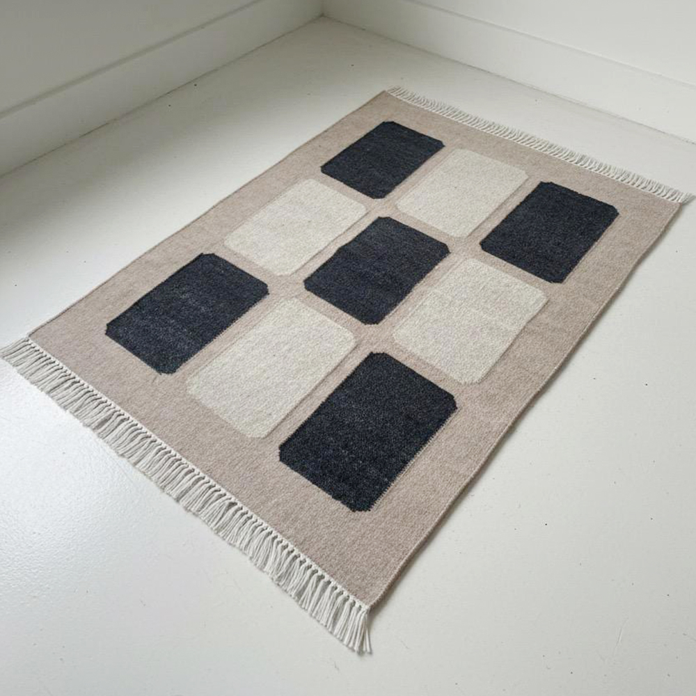 Handmade Wool Multicolor Vintage Dhurrie For Living